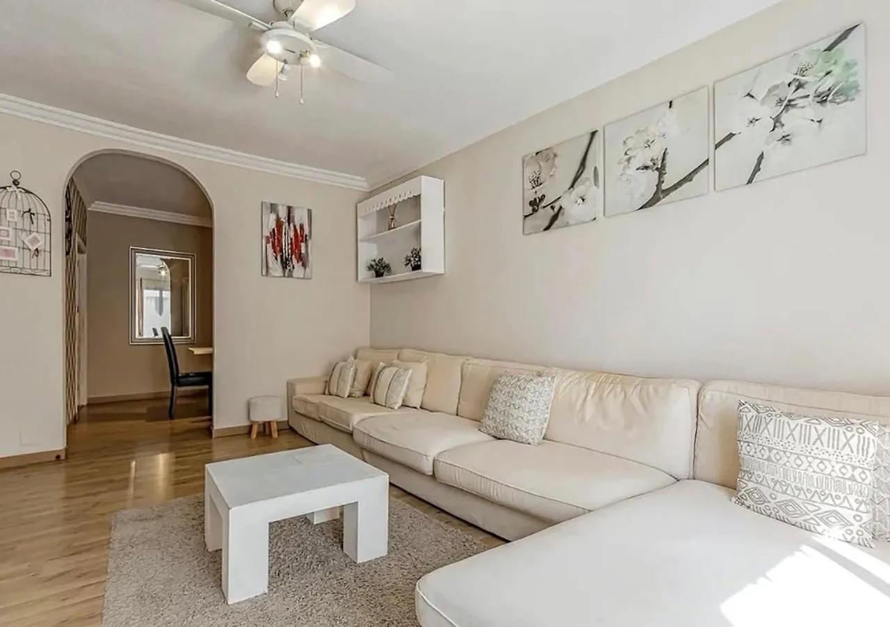 Family Holiday In Cozy Apartment Puerto de Santiago